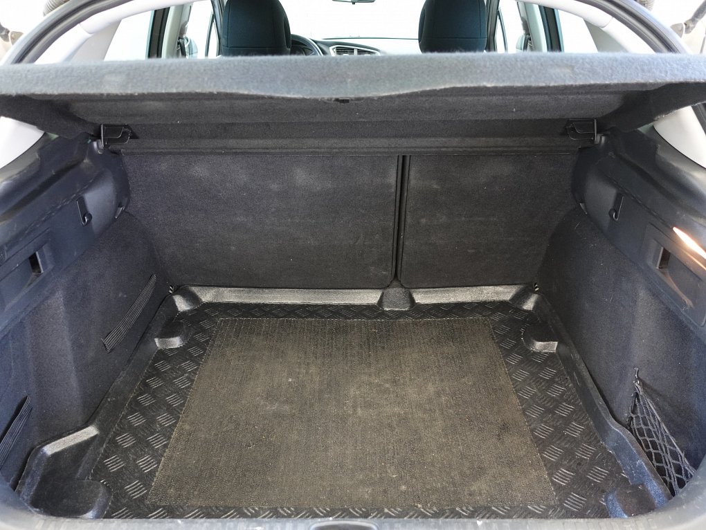Citroën C4 1.6 VTi 