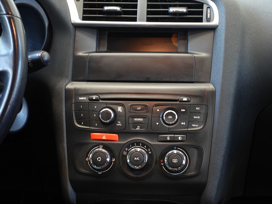 Citroën C4 1.6 VTi 
