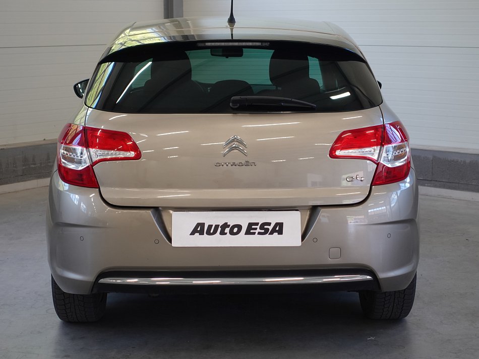 Citroën C4 1.6 VTi 
