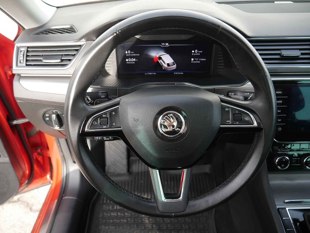 Škoda Superb III 2.0 TSi Scout 4x4