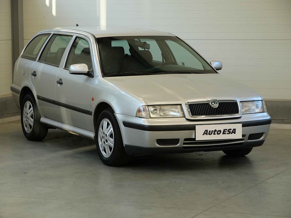 Škoda Octavia 1.8i 