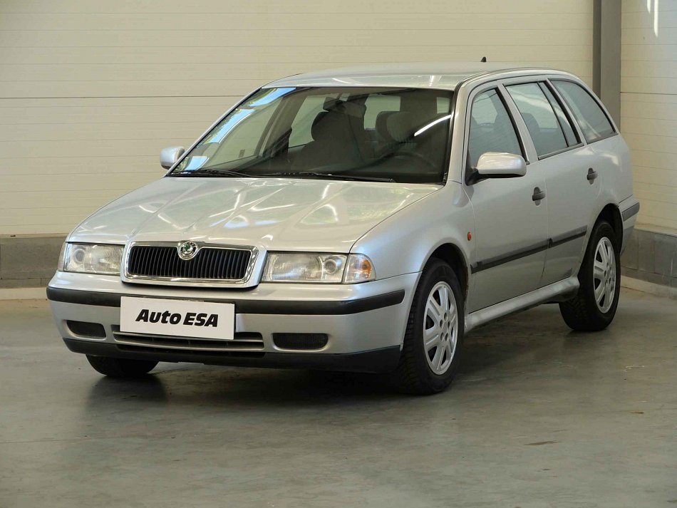 Škoda Octavia 1.8i 