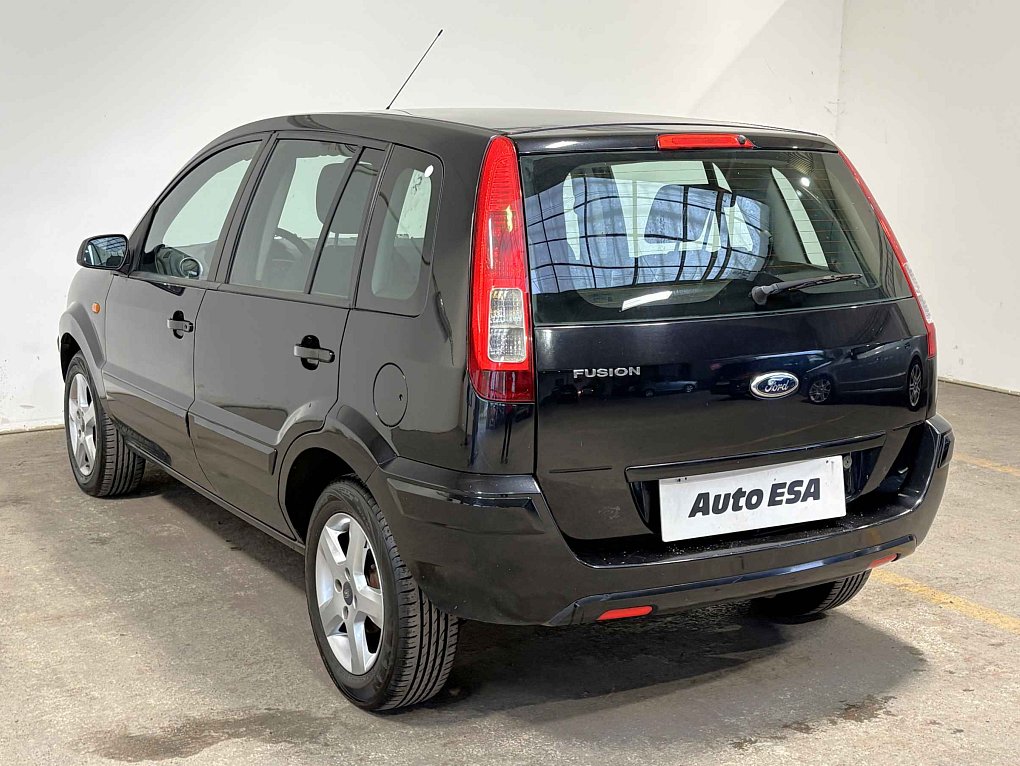 Ford Fusion 1.4i 