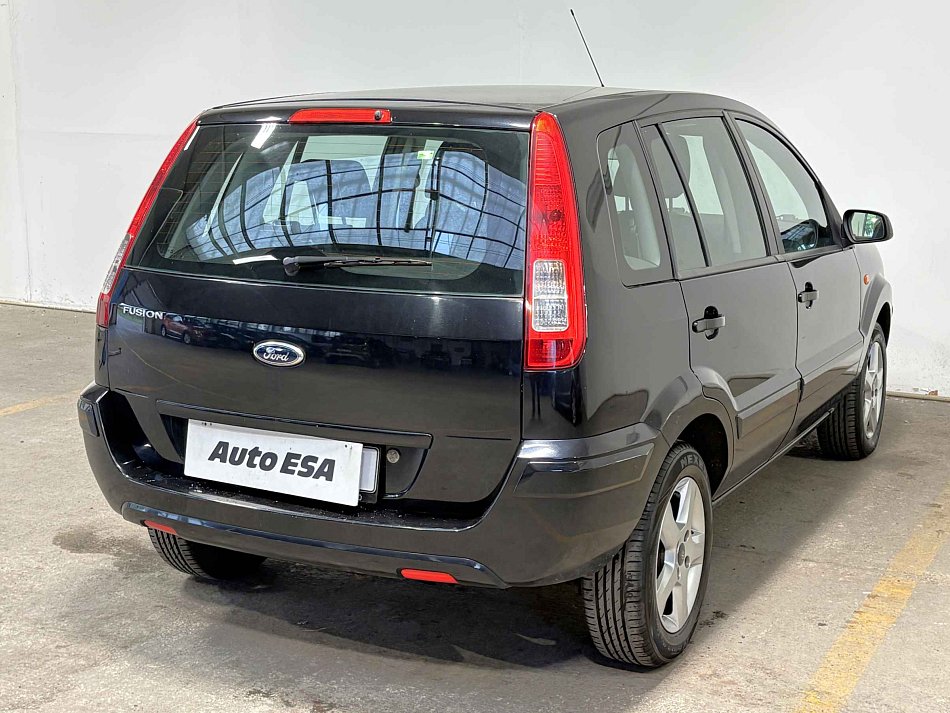 Ford Fusion 1.4i 