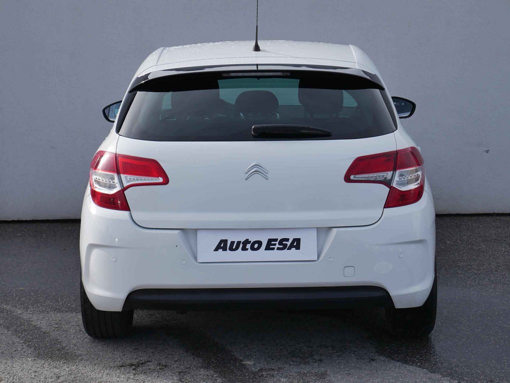 Citroën C4 1.6i 