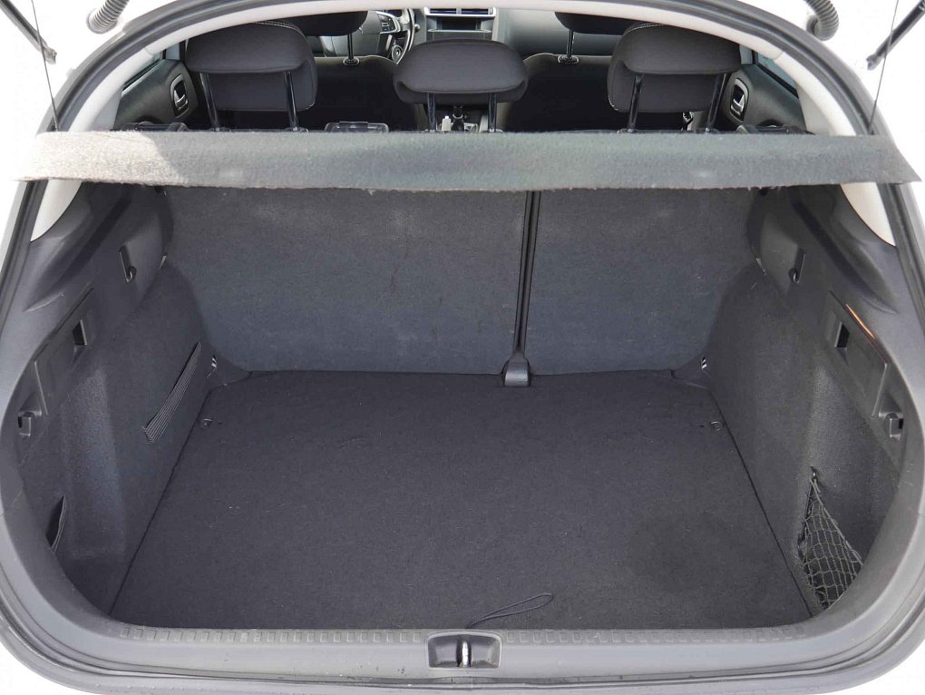 Citroën C4 1.6i 