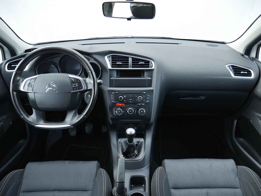 Citroën C4 1.6i 