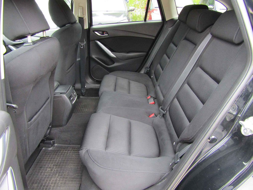 Mazda 6 2.0 i 