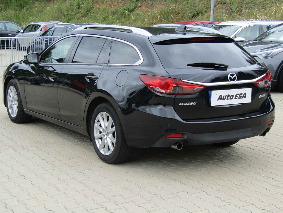 Mazda 6 2.0 i 