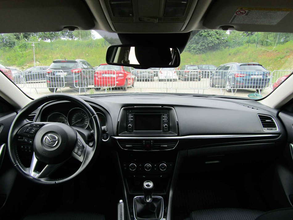 Mazda 6 2.0 i 