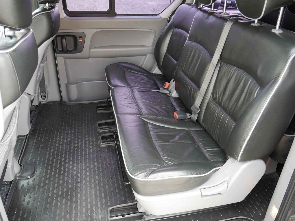 Hyundai H 1 2.5CRDi  8míst