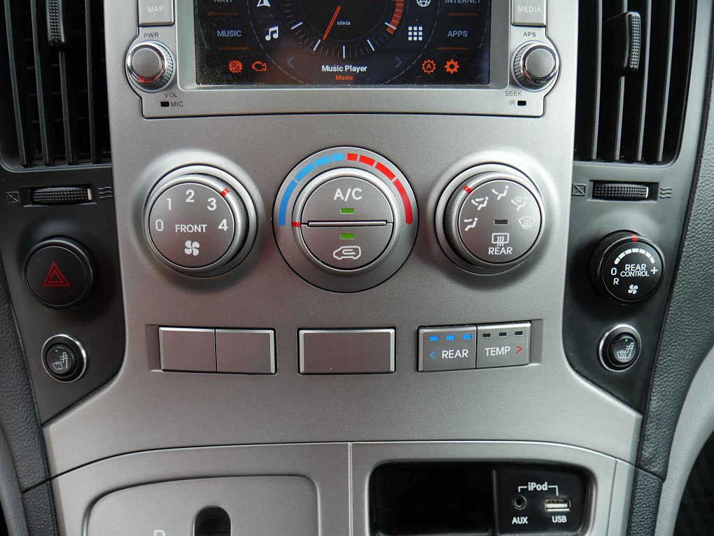 Hyundai H 1 2.5CRDi  8míst