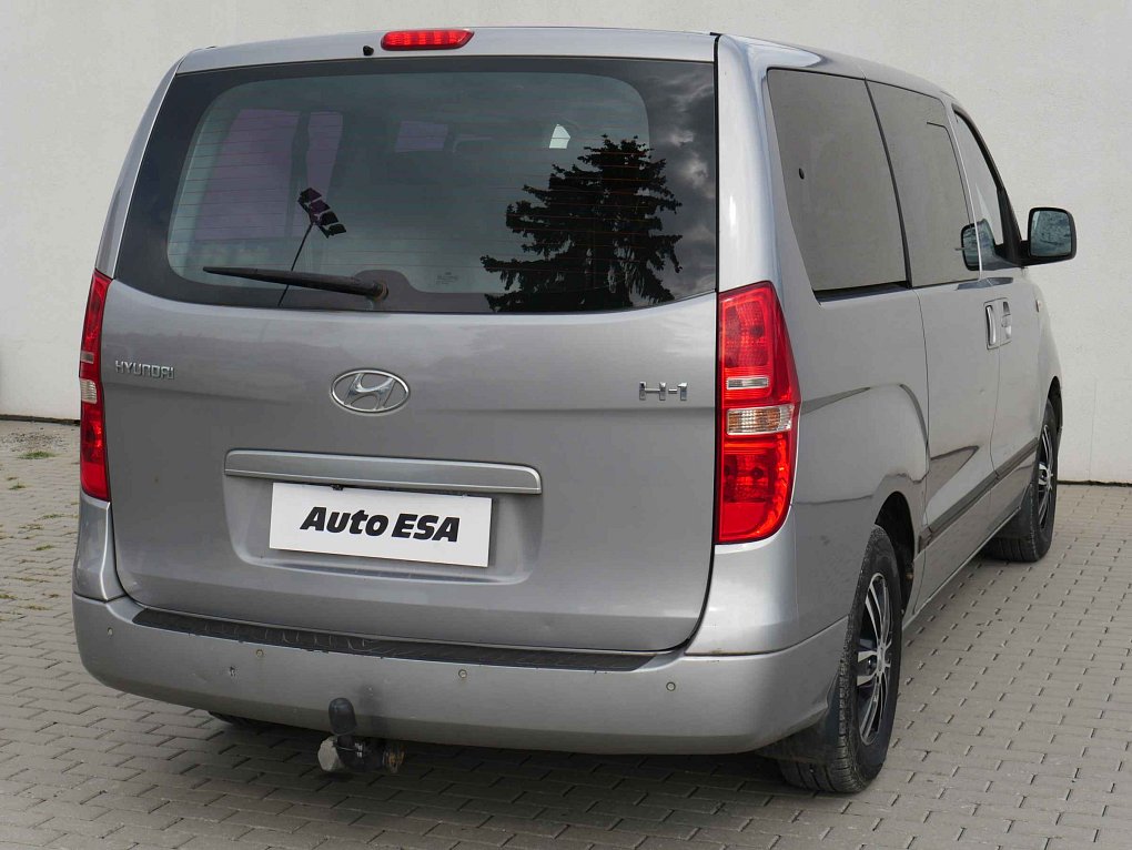 Hyundai H 1 2.5CRDi  8míst