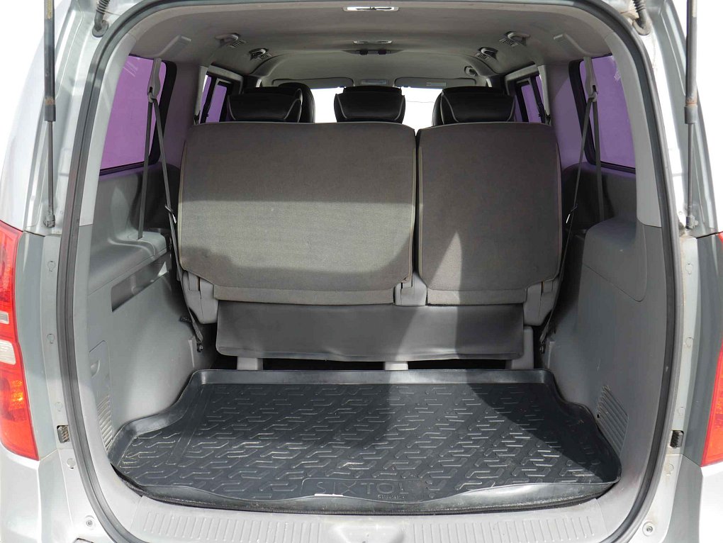 Hyundai H 1 2.5CRDi  8míst