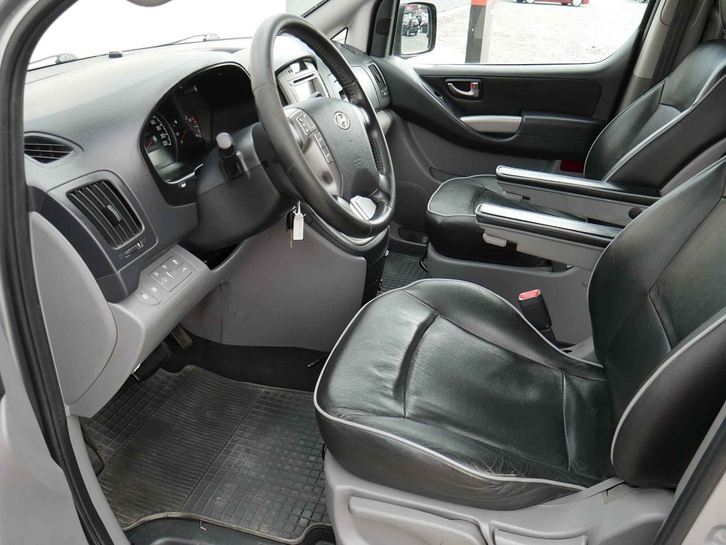 Hyundai H 1 2.5CRDi  8míst