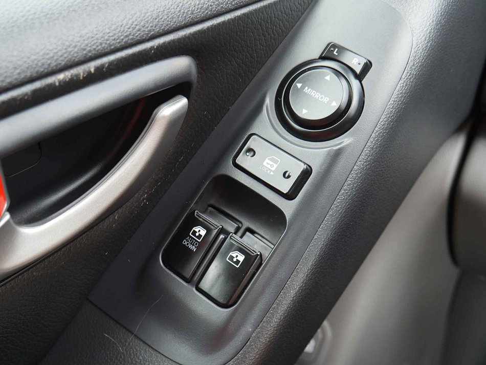 Hyundai H 1 2.5CRDi  8míst