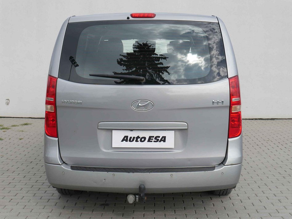 Hyundai H 1 2.5CRDi  8míst