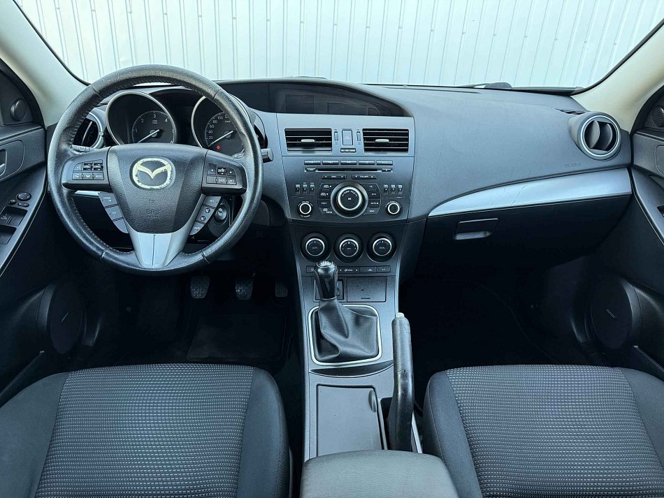 Mazda 3 2.2MZR-CD 