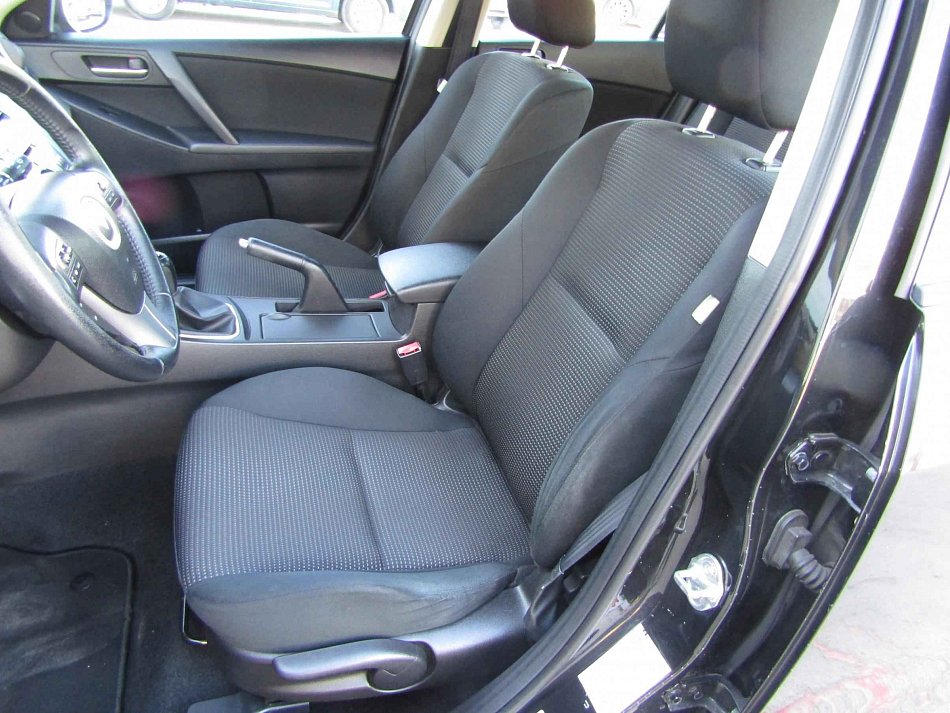 Mazda 3 2.2MZR-CD 