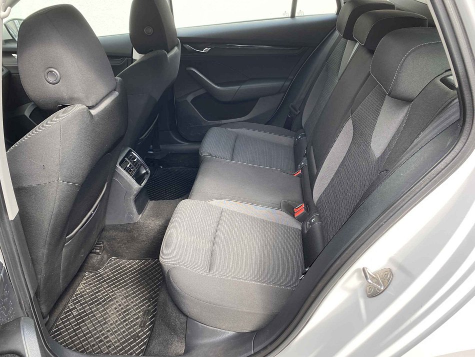 Škoda Octavia IV 2.0TDi 