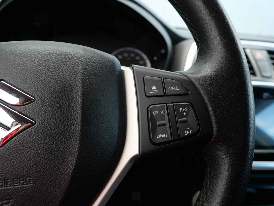 Suzuki SX4 1.4i 