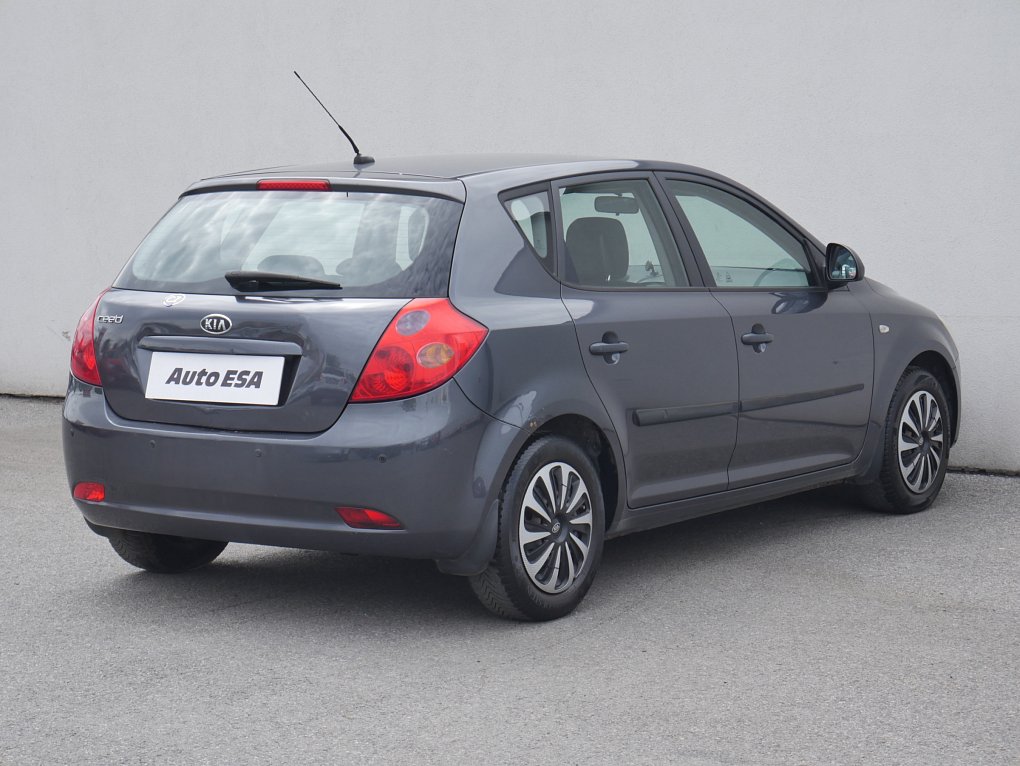 Kia Ceed 1.4 CVVT 