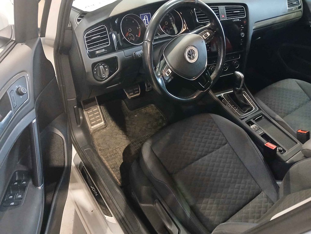 Volkswagen Golf 2.0TDi 