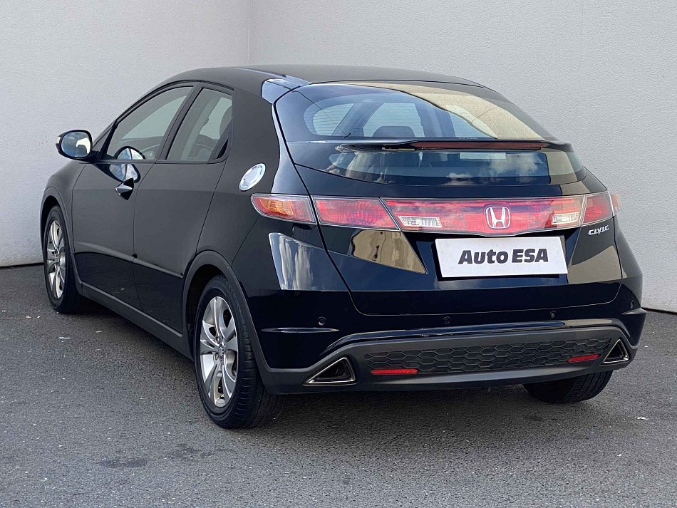 Honda Civic 1.8i-VTEC Comfort