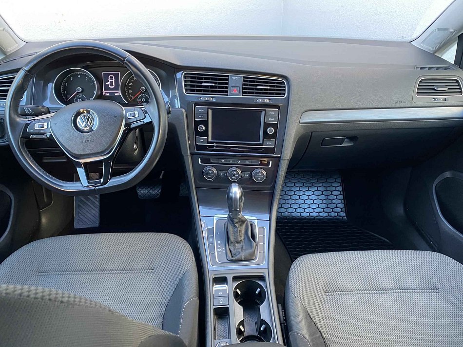 Volkswagen Golf 1.5TSi Comfortline