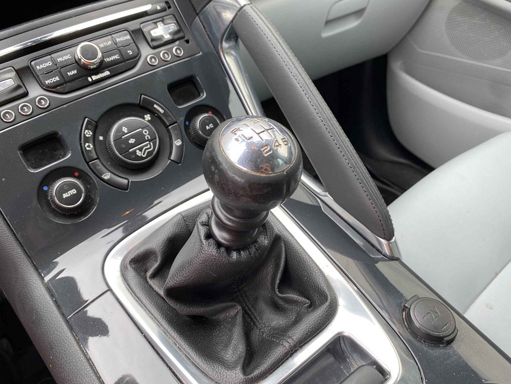 Peugeot 3008 2.0 HDi Allure