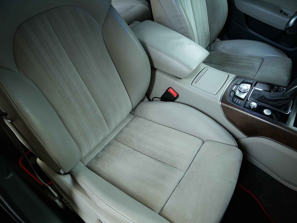 Audi A6 3.0 TDi  Quattro