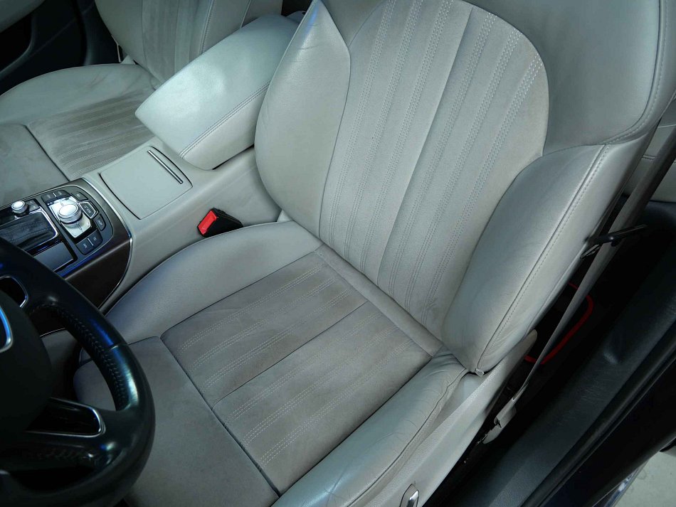Audi A6 3.0 TDi  Quattro