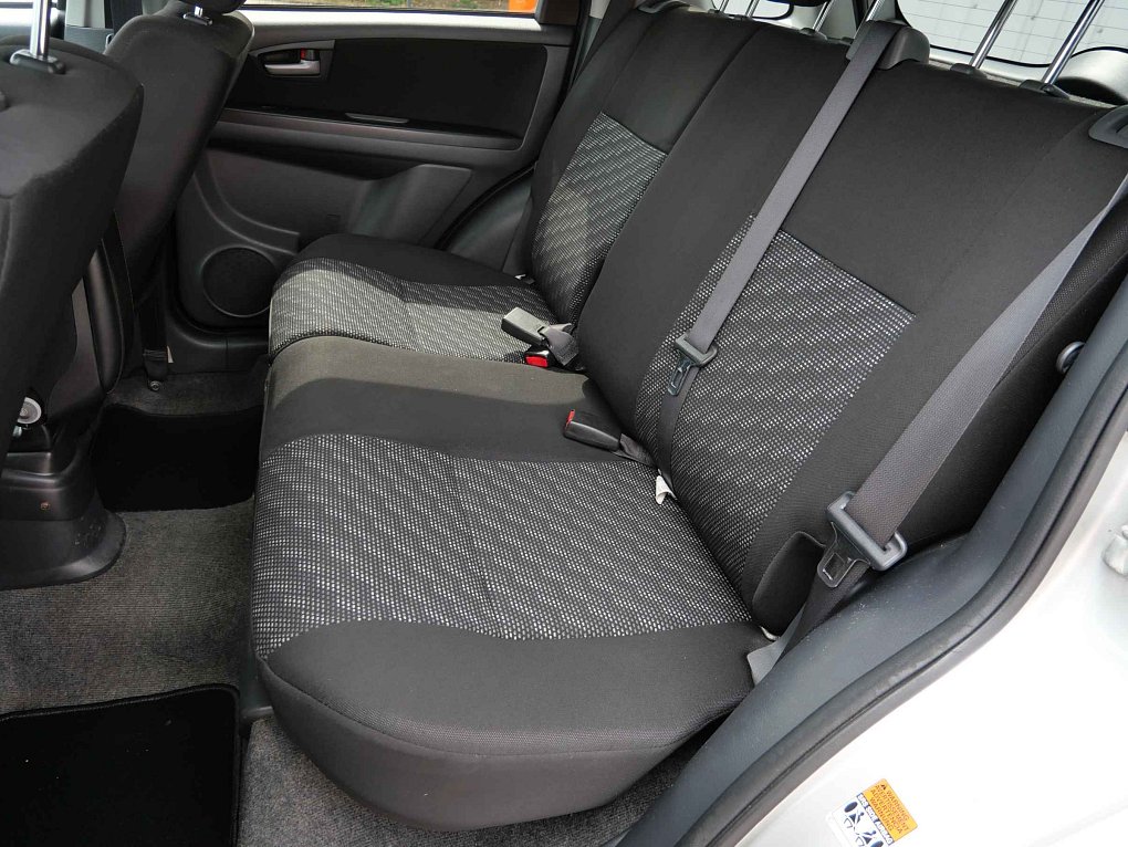 Suzuki SX4 1.6i 