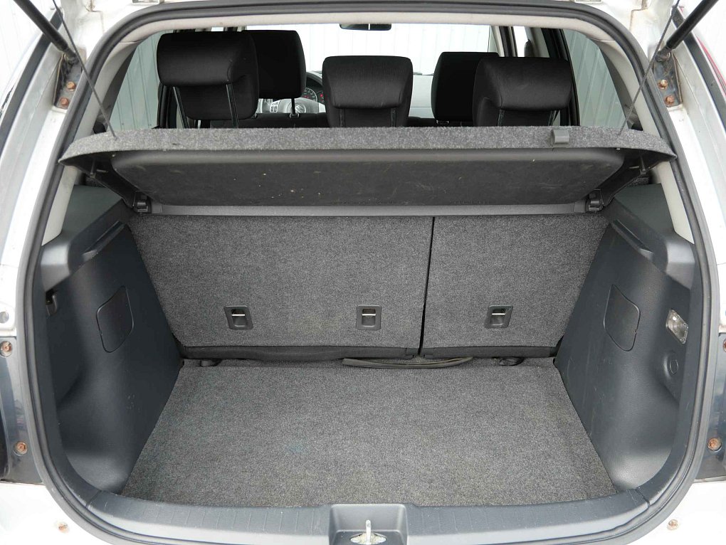 Suzuki SX4 1.6i 
