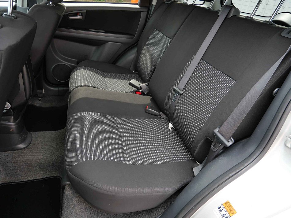 Suzuki SX4 1.6i 