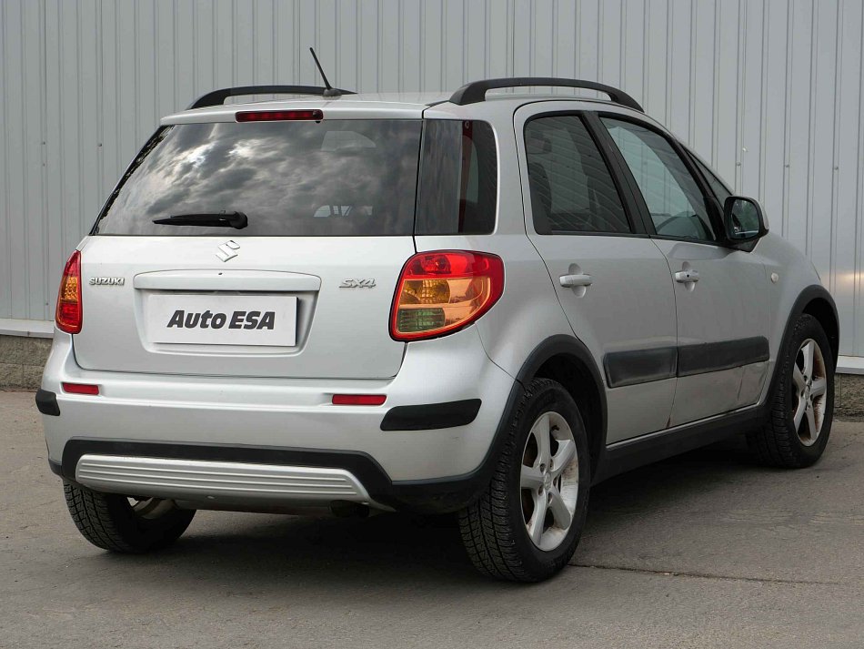 Suzuki SX4 1.6i 
