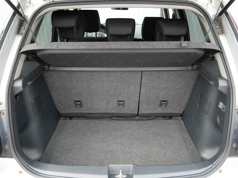 Suzuki SX4 1.6i 