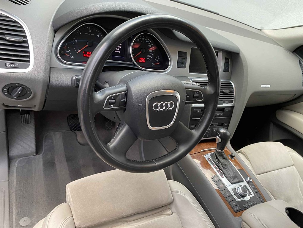 Audi Q7 3.0 TDi  Quattro