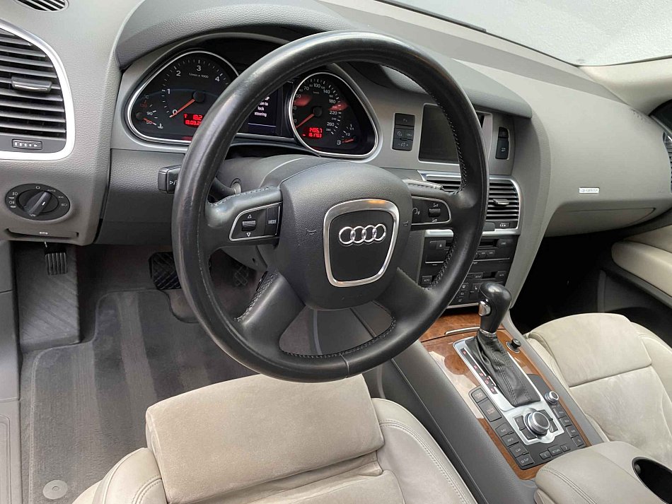 Audi Q7 3.0 TDi  Quattro