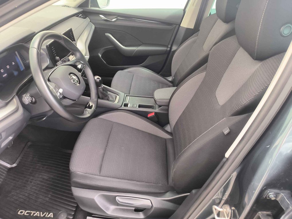 Škoda Octavia IV 1.5 TSi Ambition