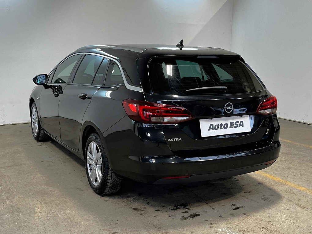 Opel Astra 1.5 CDTi Elegance