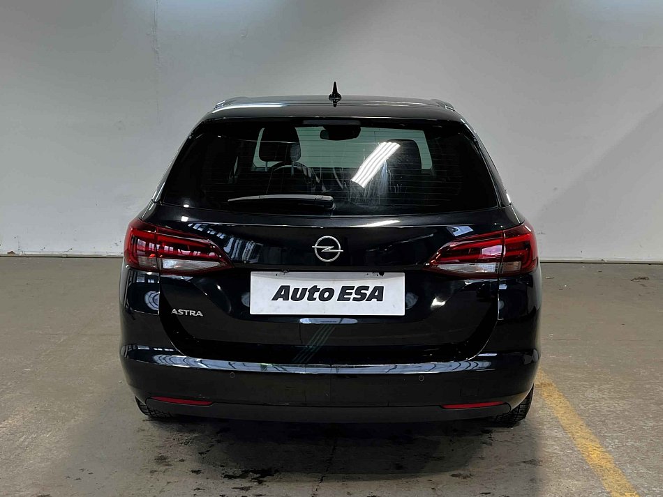 Opel Astra 1.5 CDTi Elegance