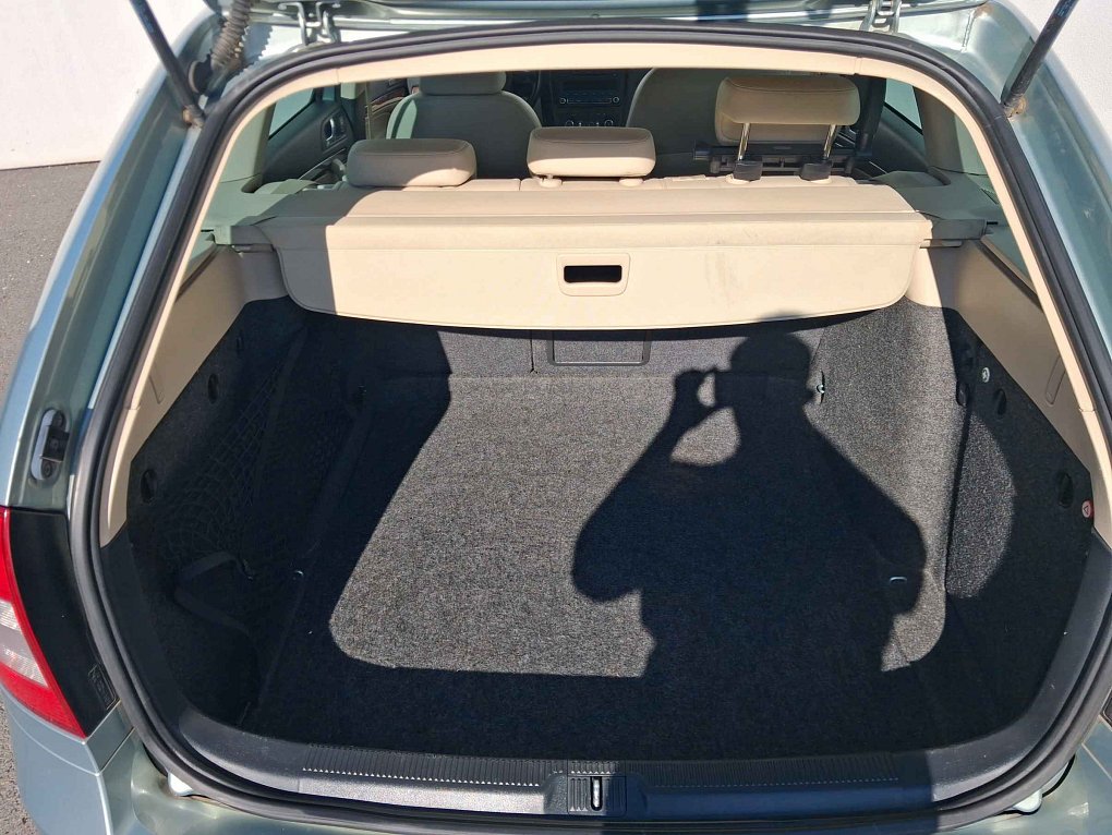 Škoda Octavia II 1.4 TSi Elegance