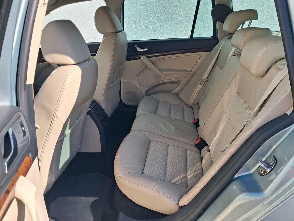 Škoda Octavia II 1.4 TSi Elegance
