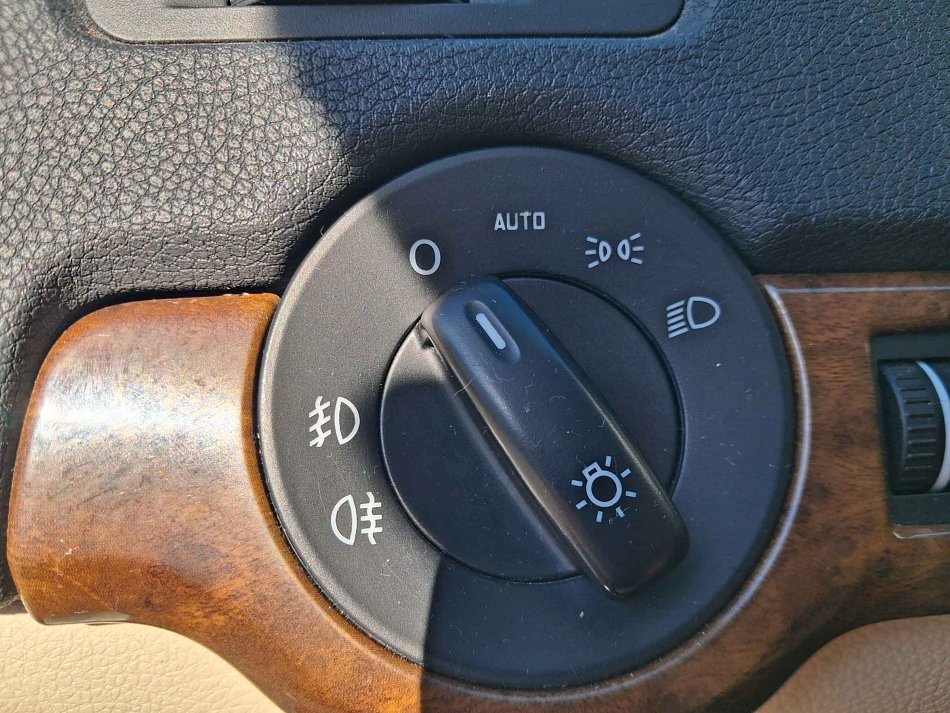 Škoda Octavia II 1.4 TSi Elegance