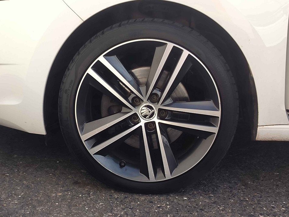 Škoda Rapid 1.2 TSi Sport