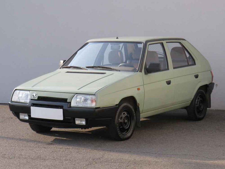 Škoda Favorit 1.3i 