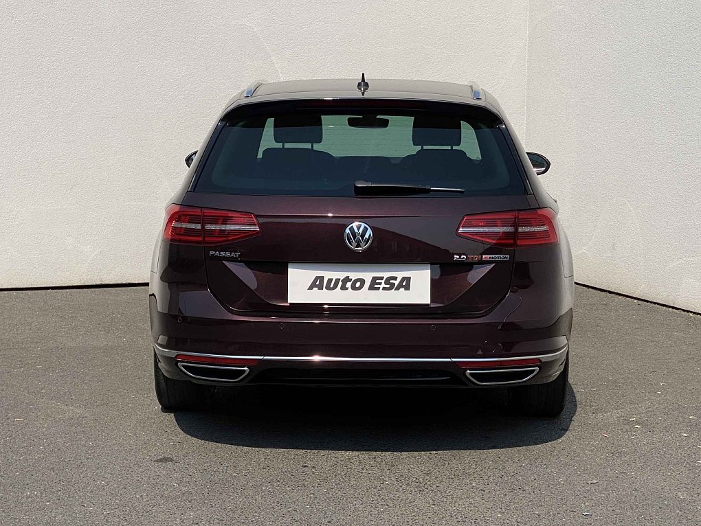 Volkswagen Passat 2.0 TDi R-Line 4Motion
