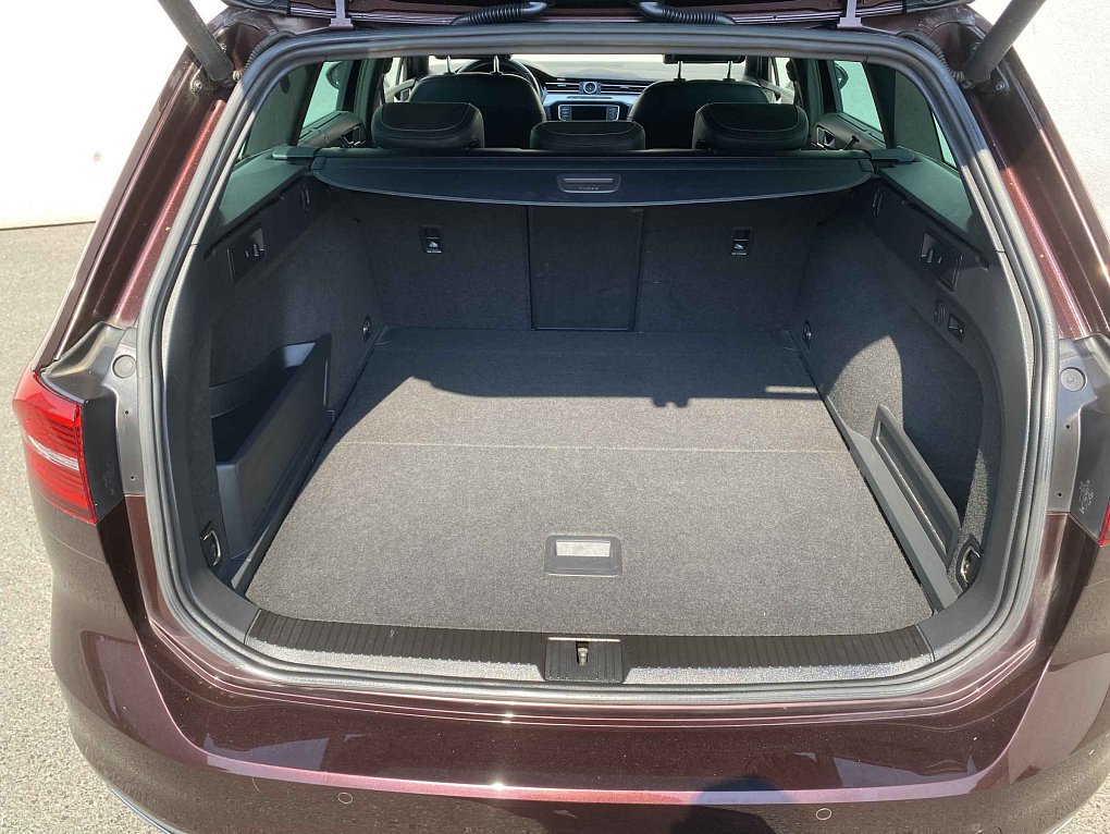 Volkswagen Passat 2.0 TDi R-Line 4Motion