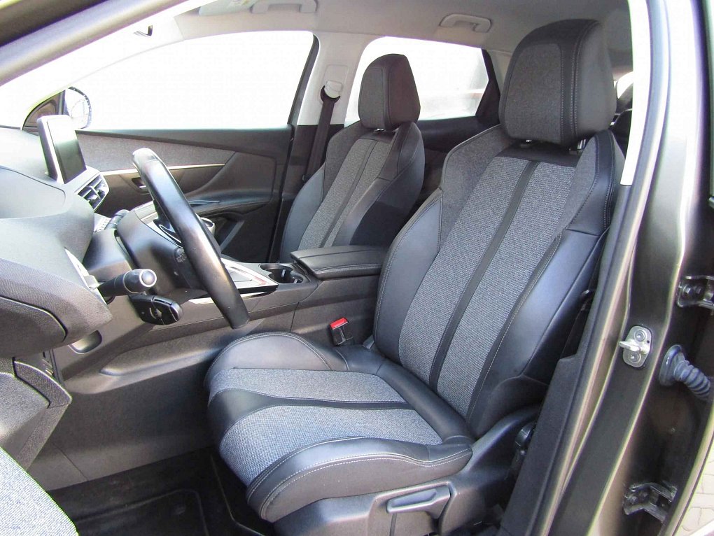 Peugeot 3008 1.5 HDi Allure